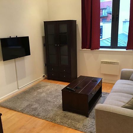 Stylish City Centre Apartment Cardiff Exterior foto